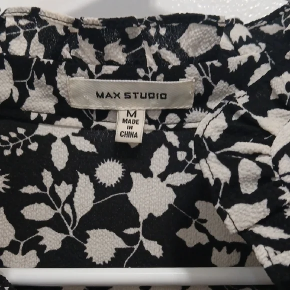 Max Studio Black and White Floral Midi Dress - Picture 7 of 8